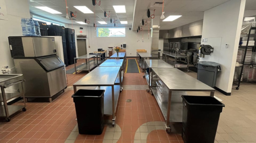 Bedford Collab welcomes first cohort into culinary coworking space in Evansville